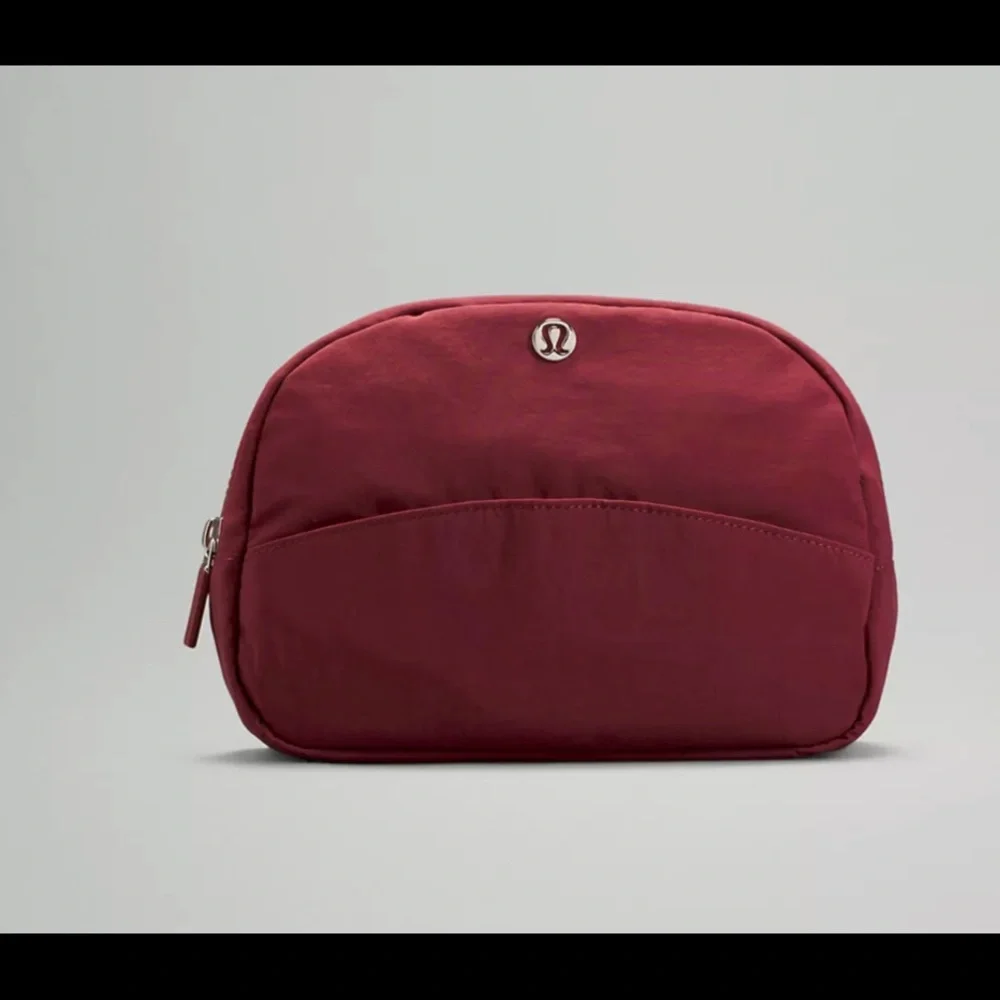 Lululemon🍋Double Zip Pouch-mulled wine - Picture 6 of 13